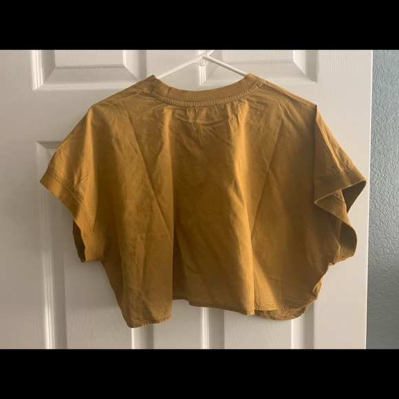 Dark yellow crop top - Picture 2 of 2